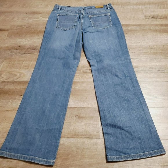 Tommy Hilfiger Womens Jeans Sz 14R Medium wash Bootcut/Flare Denim - Picture 2 of 8